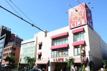 スーパー　ライフ渋谷東店（スーパー）まで370m