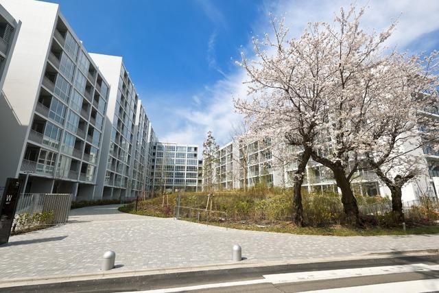 建物外観　★免震構造・コンシェルジュ日勤・賃貸マンションです★