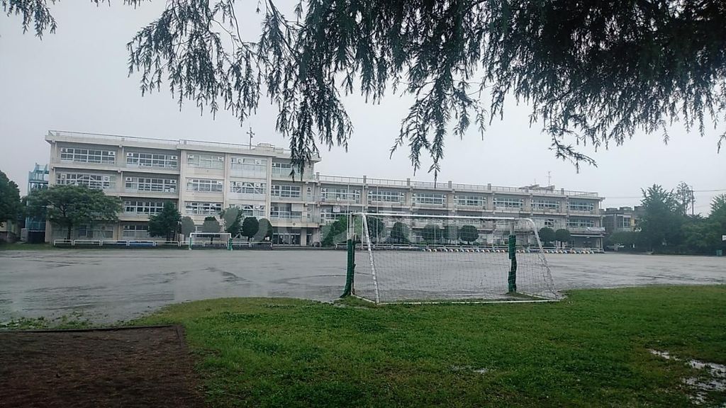 小学校　さいたま市立見沼小学校（小学校）まで890m