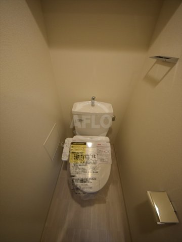 トイレ　プレサンス心斎橋ソレイユ　トイレ