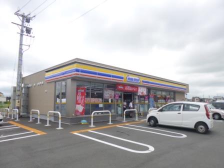 コンビニ　ミニストップ伊勢明野店（コンビニ）まで896m