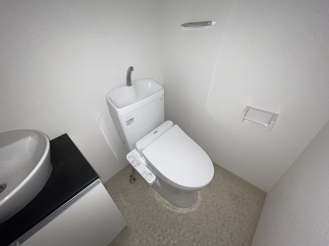 トイレ　参考写真