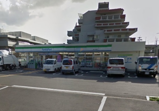 コンビニ　ファミリーマート豊中小曽根店（コンビニ）まで269m