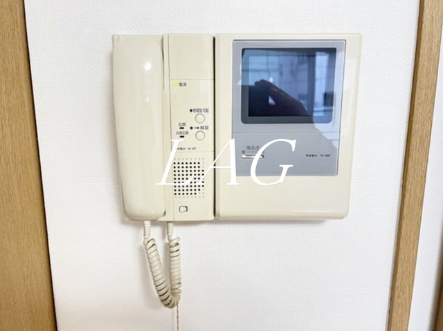 セキュリティ　モニターつきインターホンです。