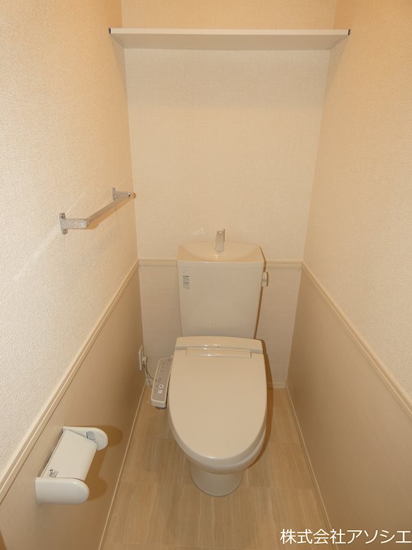 トイレ　ウォシュレット便座