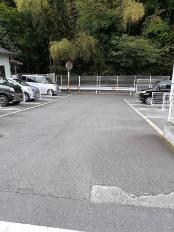 駐車場　駐車場があります