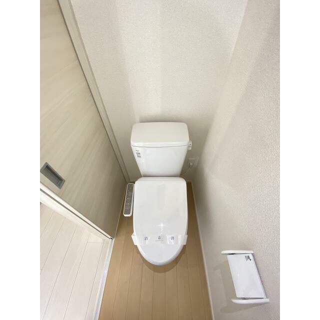 トイレ　同タイプ別室写真です。現況優先