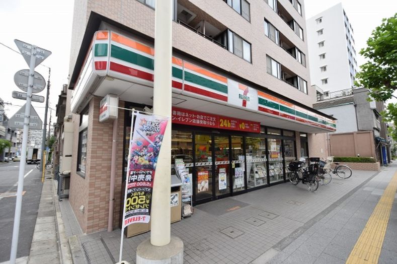 コンビニ　セブンイレブン向島店（コンビニ）まで260m