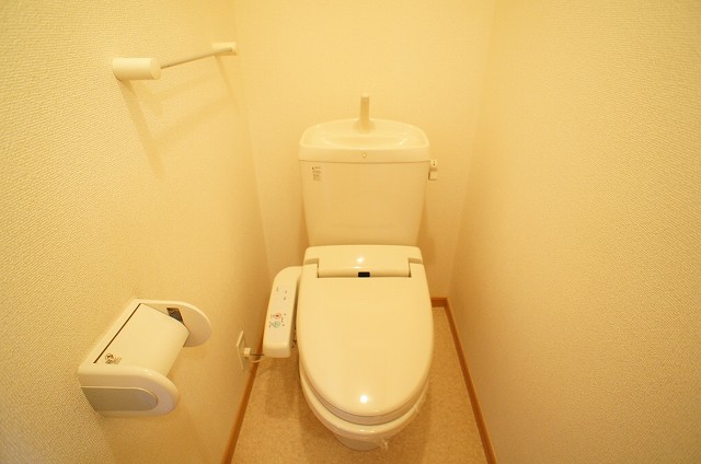 トイレ　別部屋イメージ写真