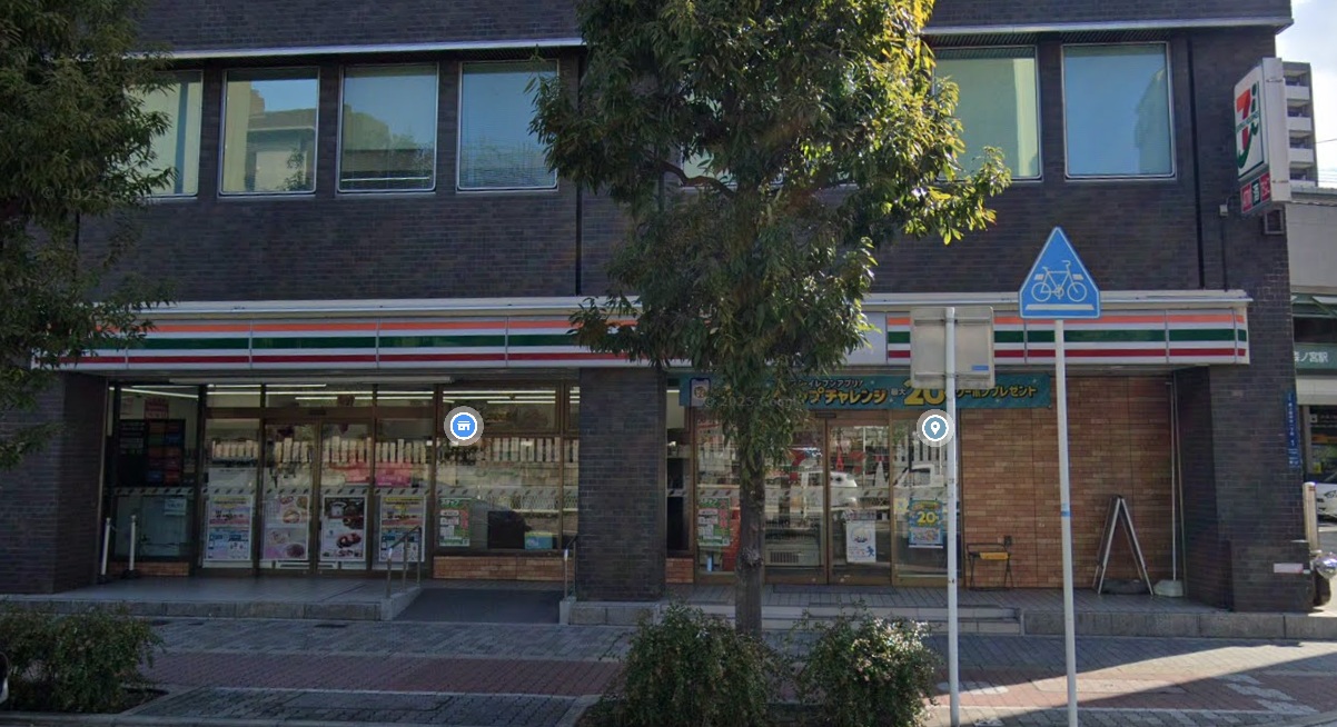 コンビニ　セブンイレブン大阪森ノ宮中央1丁目店（コンビニ）まで226m