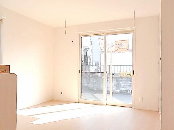 居室・リビング　ＬＤＫ１２帖、エアコン
