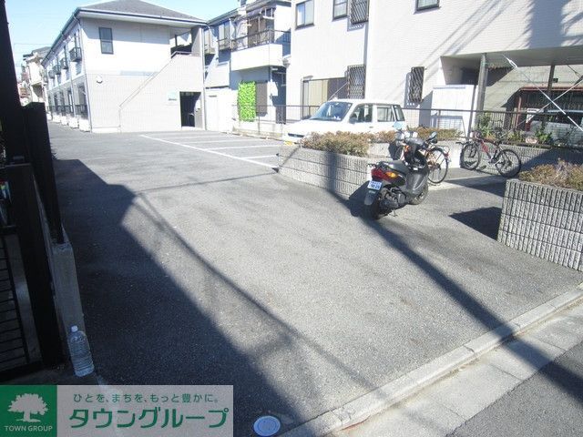 エントランス　都営新宿線「篠崎駅」徒歩１３分
