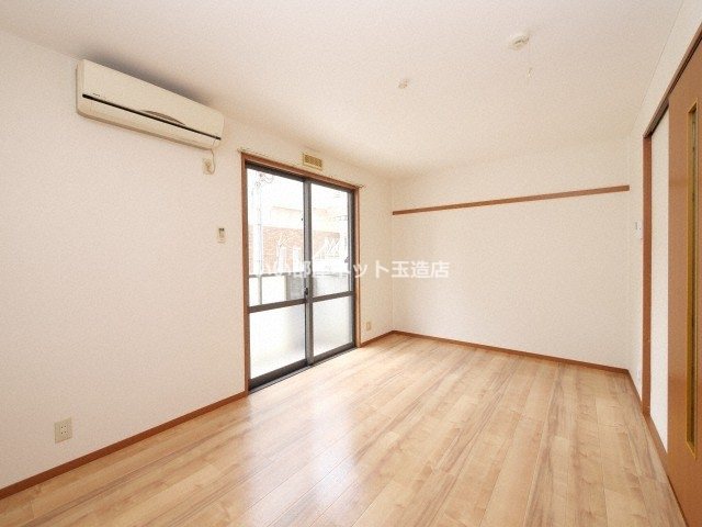 地下鉄谷町線 喜連瓜破駅 徒歩5分 2階建 築23年の居間写真