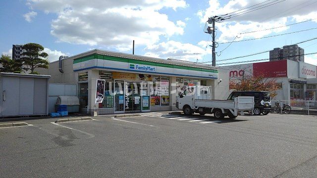 コンビニ　ファミリーマート　行橋西宮市店（コンビニ）まで1177m