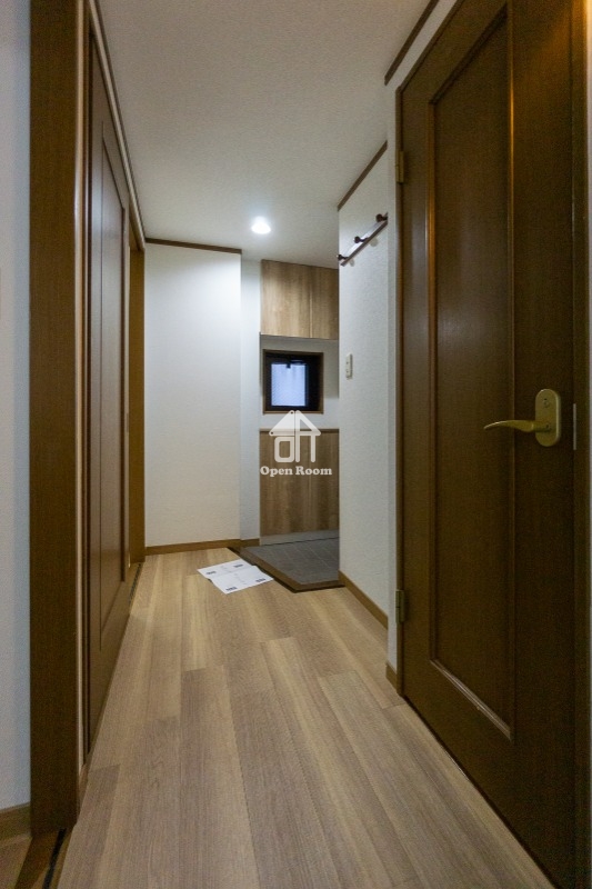 FLATS ITOHの玄関写真