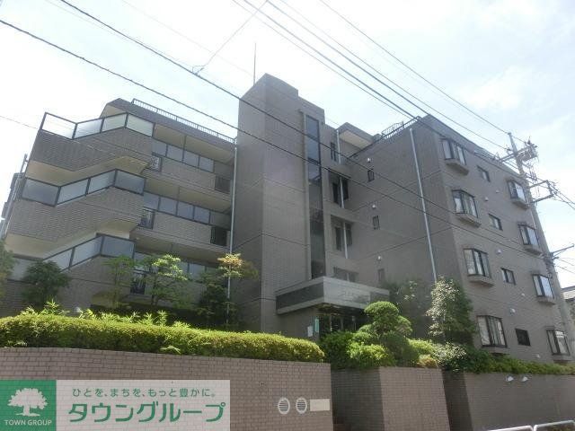 建物外観　ロイヤルメドウ 外観写真