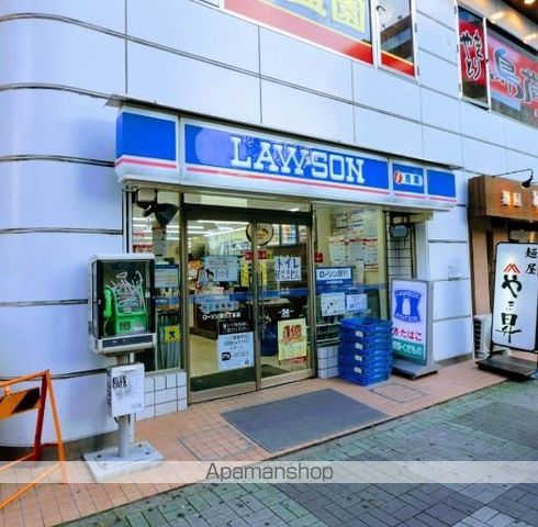 コンビニ　ローソン（コンビニ）まで142m
