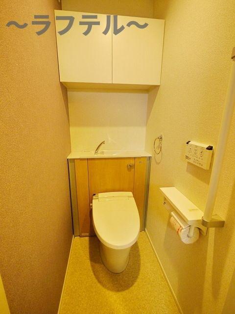 トイレ　別部屋イメージ写真