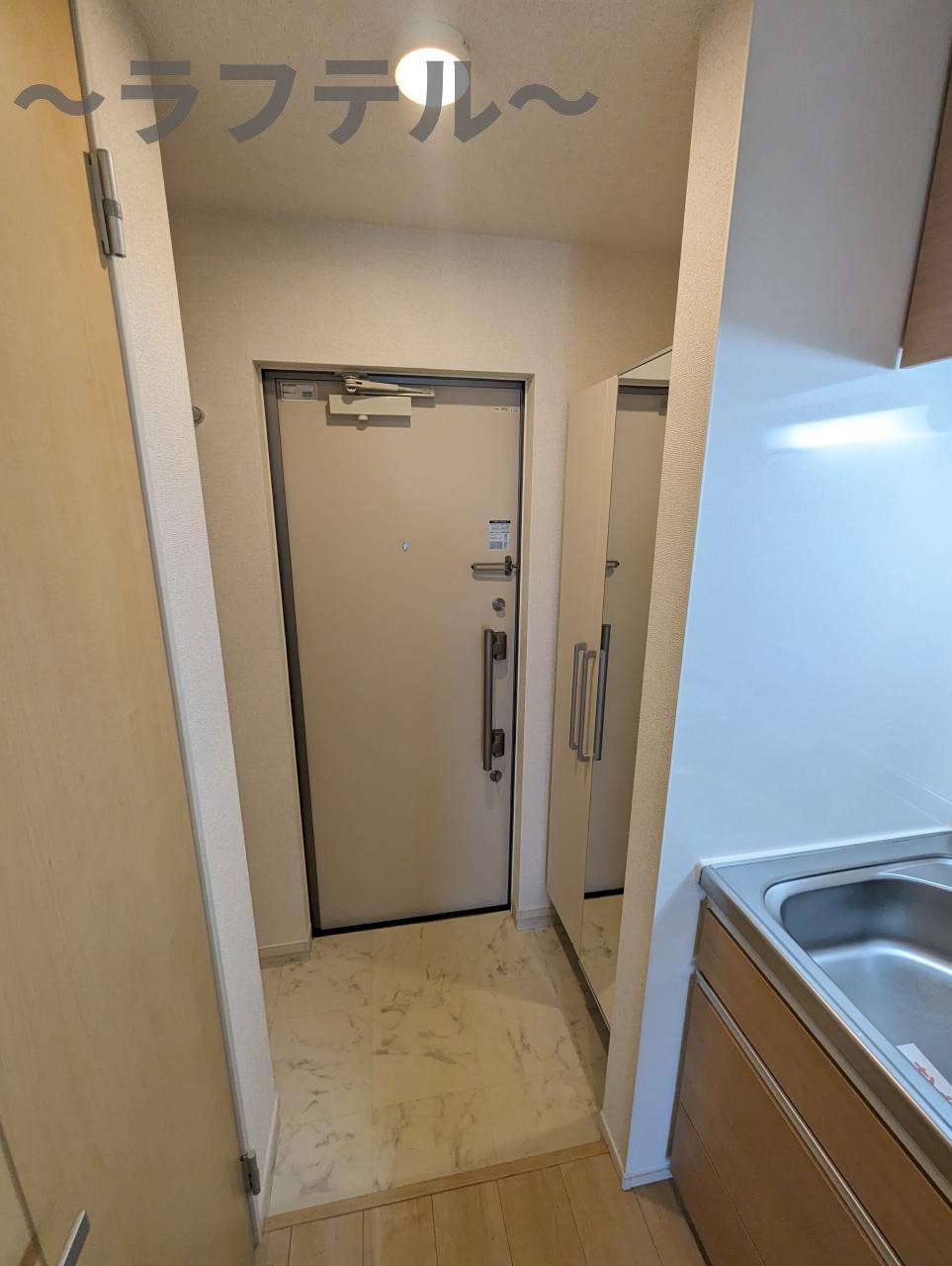 玄関　別部屋イメージ写真