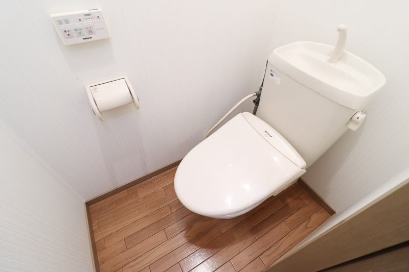 トイレ　図面と現状に相違がある場合には現状を優先