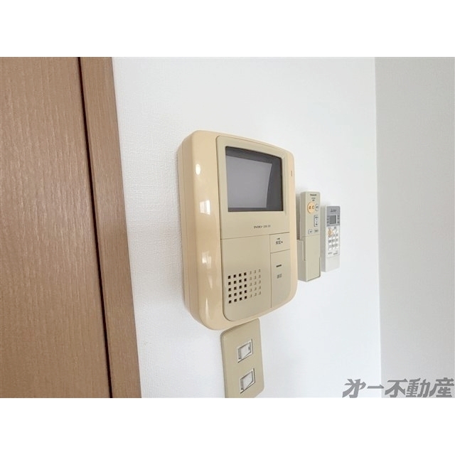 セキュリティ　モニター付インターホン