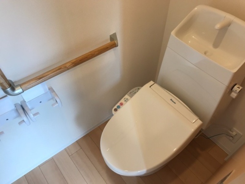 トイレ　図面と現状に相違がある場合には現状を優先