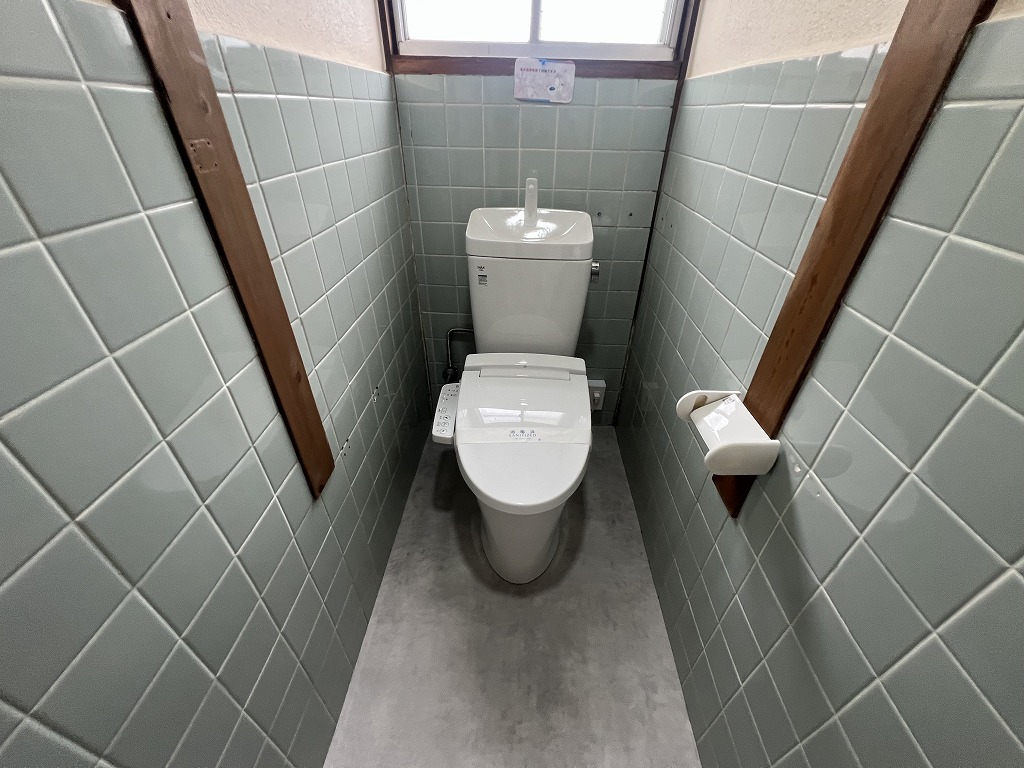 阪堺電気軌道阪堺線 天神ノ森駅 徒歩5分 2階建 築54年のトイレ写真
