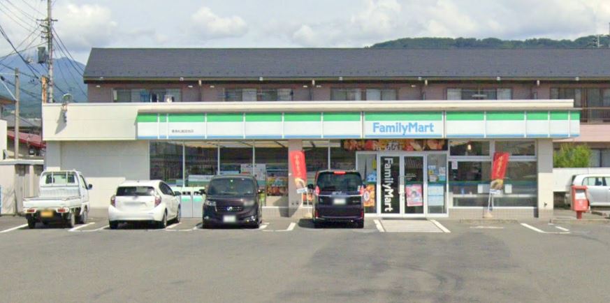 コンビニ　ファミリーマート 敷島松島団地店（コンビニ）まで803m