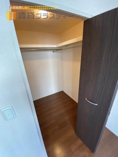 収納　ウォークインはポイント高いですね。