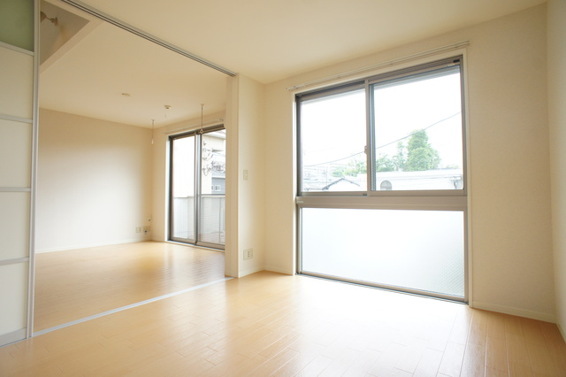 その他部屋・スペース　落ち着いた雰囲気で寝室向きのお部屋です♪