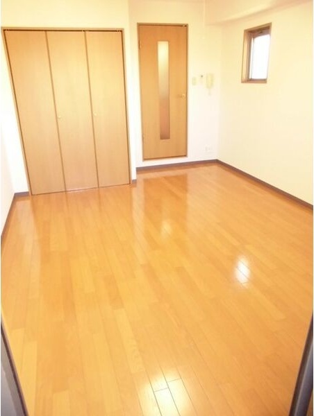 阪神本線 姫島駅 徒歩8分 10階建 築22年の居間写真