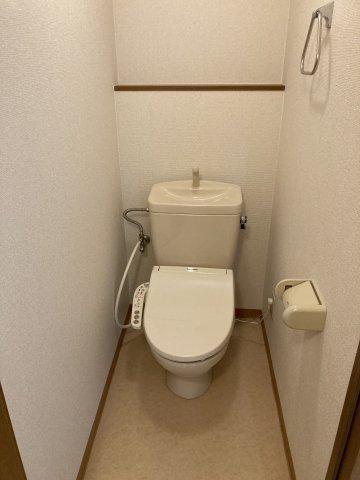 トイレ　コンパクトで使いやすいトイレです