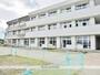 小学校　論田小学校（小学校）まで943m