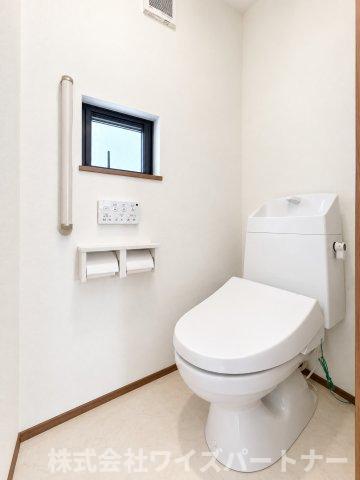 西鉄天神大牟田線 井尻駅 徒歩14分 2階建 築2年のトイレ写真