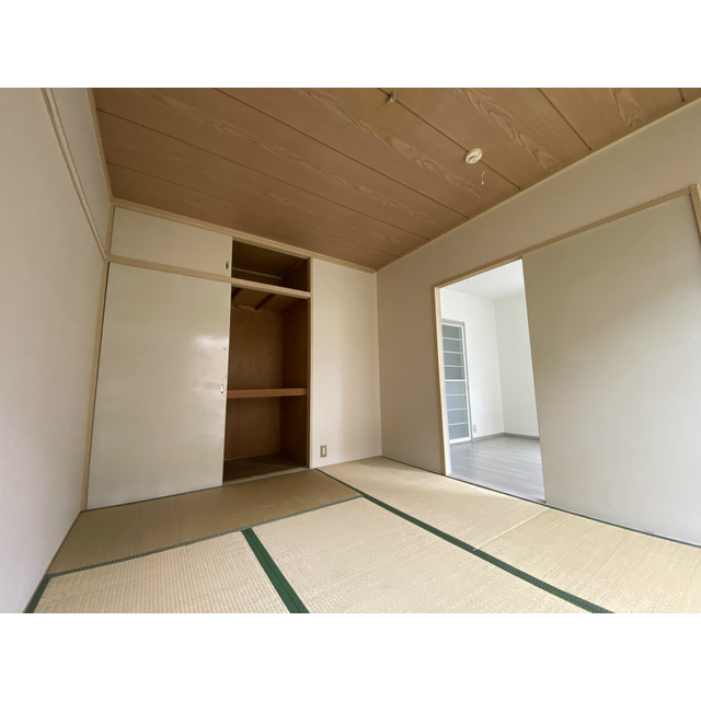 クレールメゾンAの居間写真