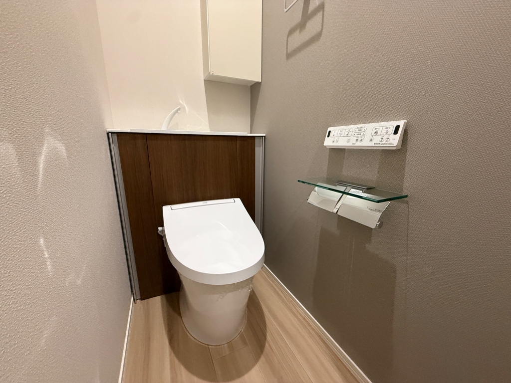 WING TOWA MAISONのトイレ写真