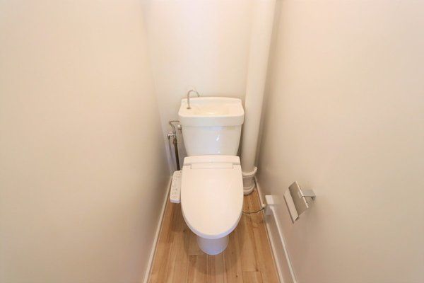南海高野線 学文路駅 徒歩10分 5階建 築42年のトイレ写真