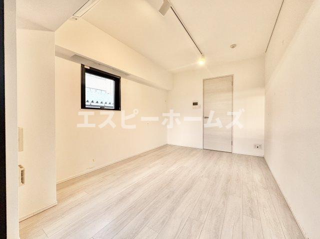 都営三田線 志村坂上駅 徒歩10分 6階建 築10年の居間写真