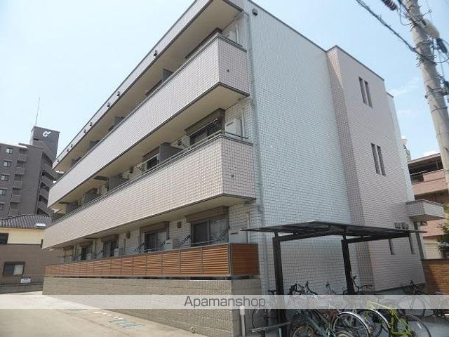 ＪＲ山陽本線 福山駅 バス乗車時間：3分 最寄りバス停で下車 徒歩4分 築9年