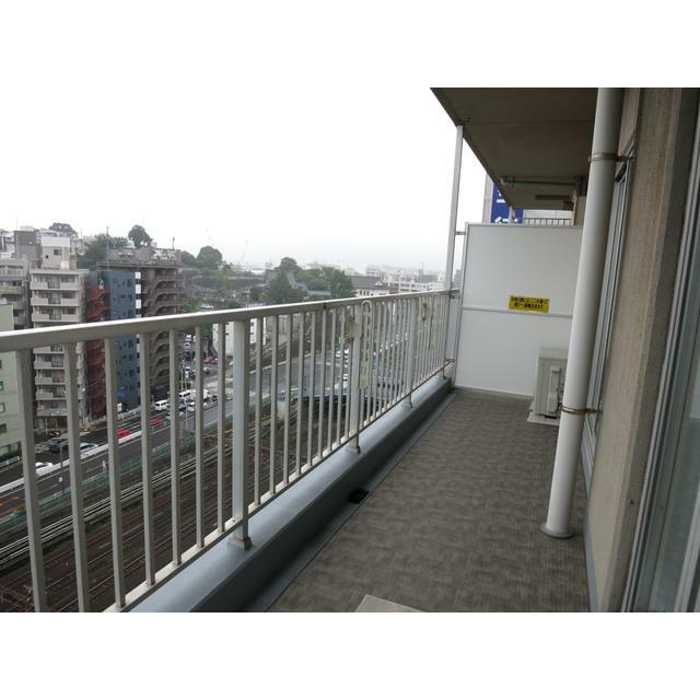 ドゥーエ横浜駅前の内装写真