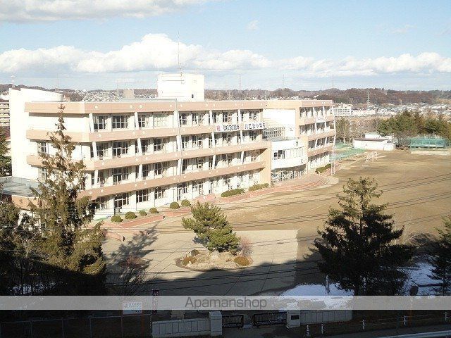 小学校　仙台市立八乙女小学校（小学校）まで1198m