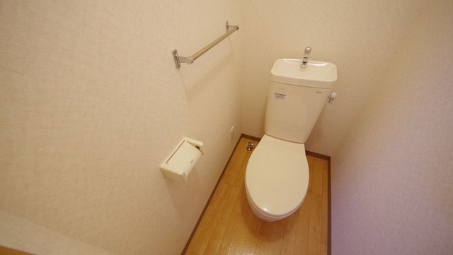 プロスペリタWのトイレ写真
