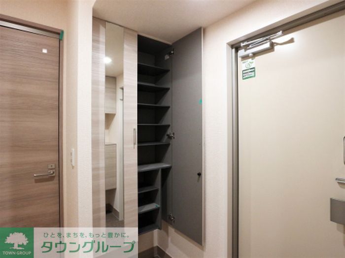 玄関　収納