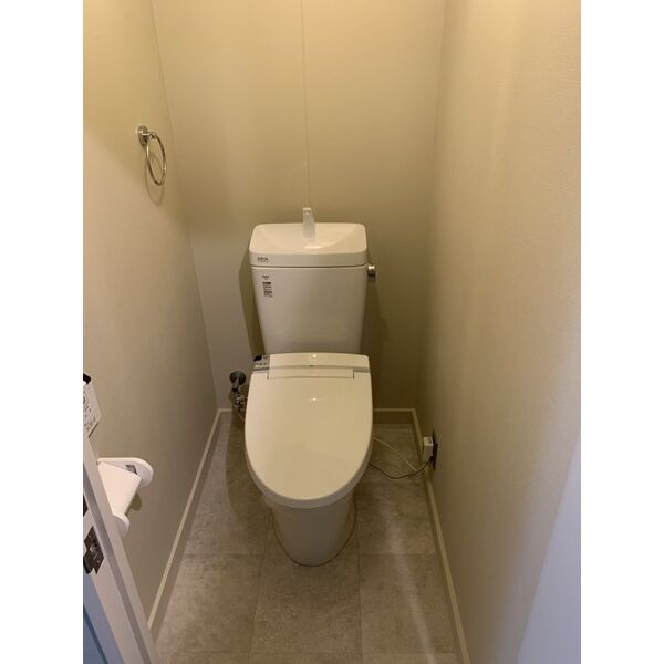 リバーエイト駒方のトイレ写真