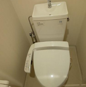 東京メトロ日比谷線 東銀座駅 徒歩2分 14階建 築23年のトイレ写真