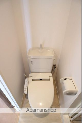 地下鉄箱崎線 馬出九大病院前駅 徒歩3分 14階建 築14年のトイレ写真