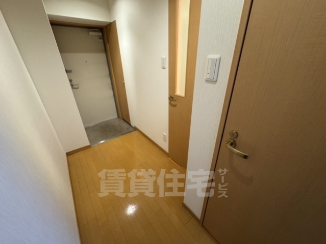 地下鉄中央線 堺筋本町駅 徒歩6分 9階建 築22年の居間写真