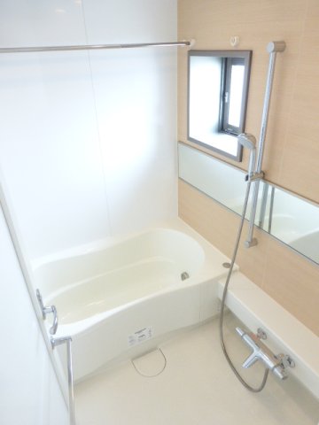 バス・シャワールーム　バス※別部屋参考写真