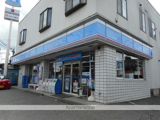 コンビニ　ローソンサラダ街道中　　波田店（コンビニ）まで800m