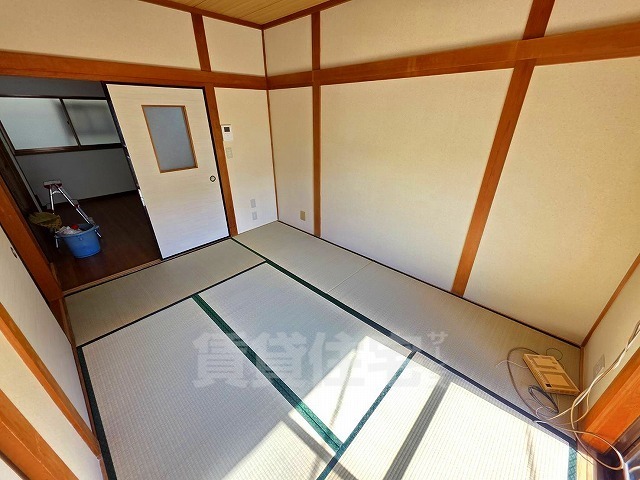 近鉄奈良線 若江岩田駅 徒歩19分 3階建 築31年の居間写真